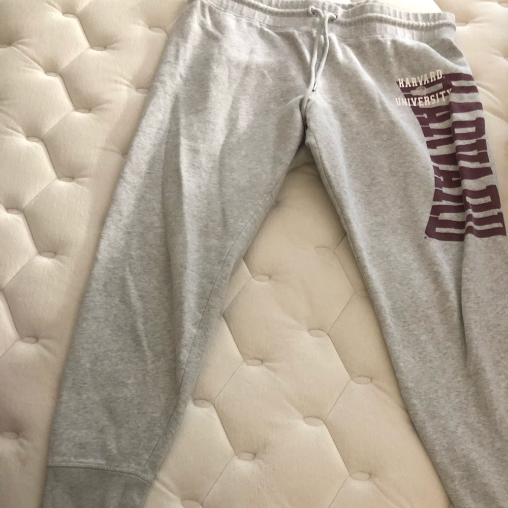 Harvard joggers